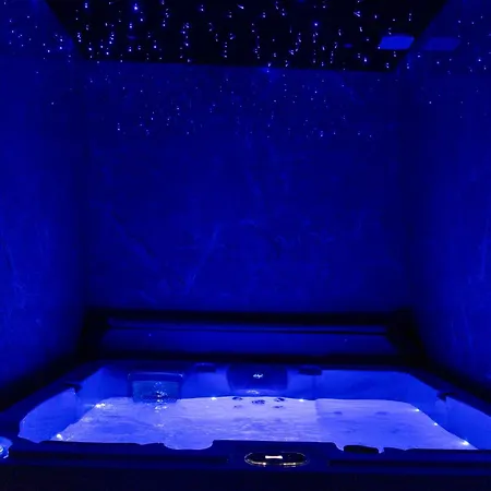 L'etoile Jacuzzi Detente & Confort Apartament